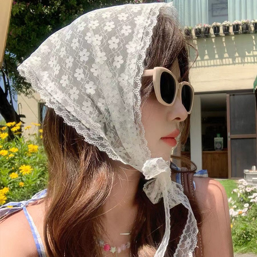 1PC triangle Lace scarf white  - Travel Accessories Aesthetic recension och pris